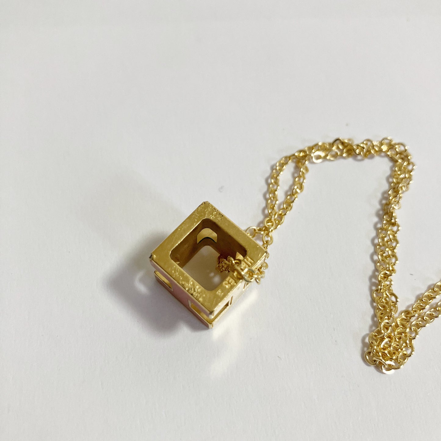 HERMES H cube Neckless