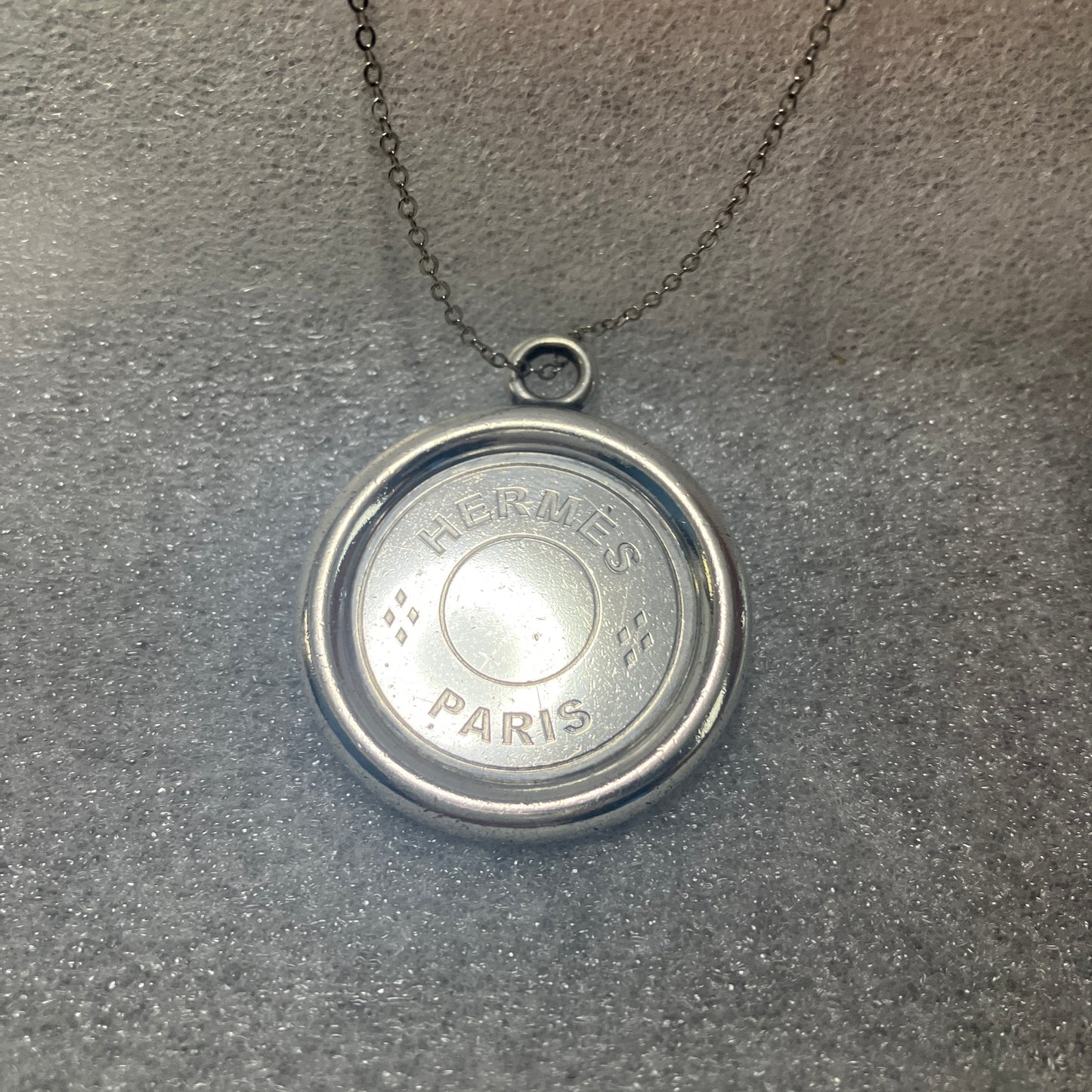 HERMES Cerie Necklace / Pendant / Charm