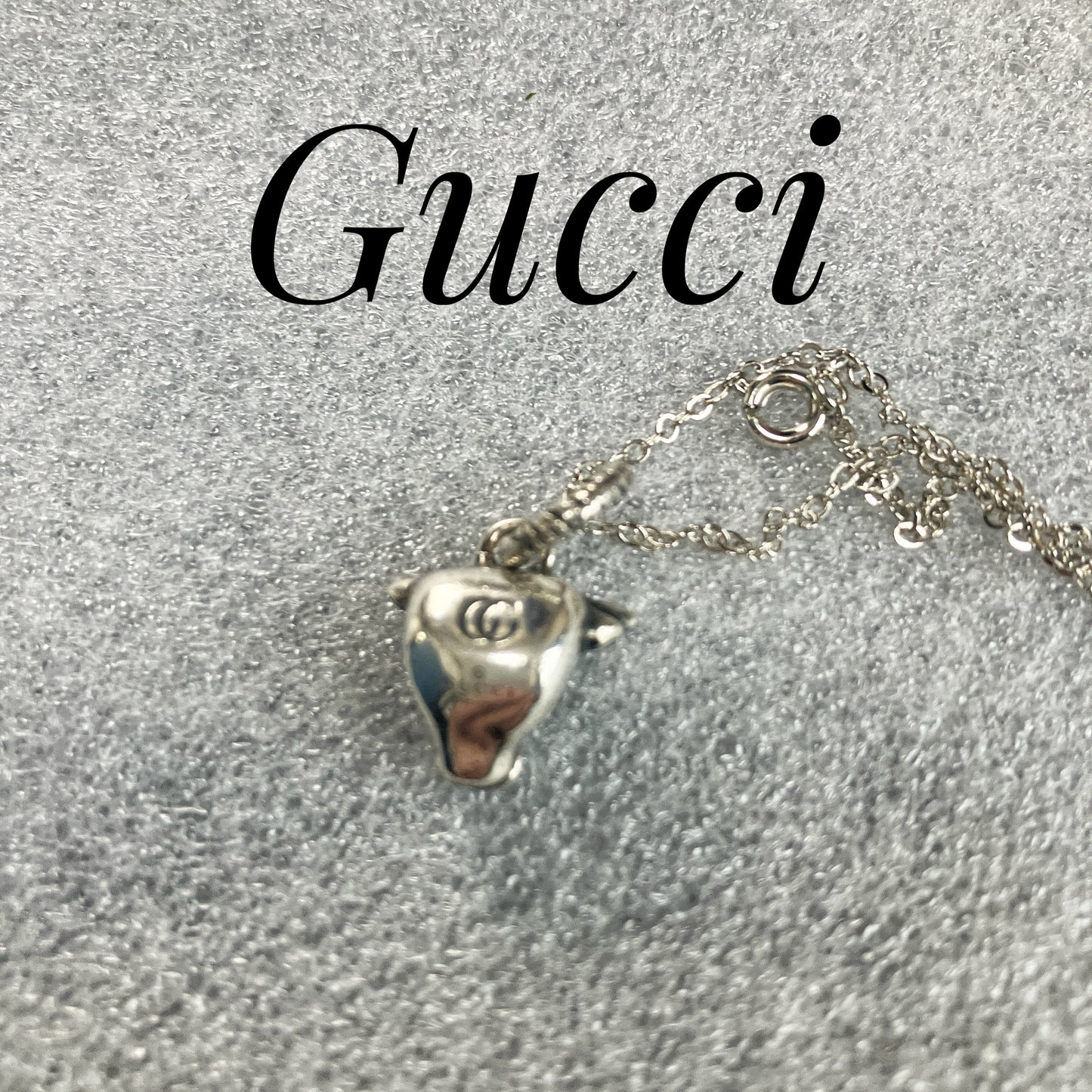 GUCCI Quatre Motif Necklace