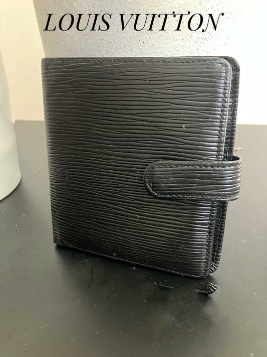 Louis Vuitton Bi-fold Wallet – Black
